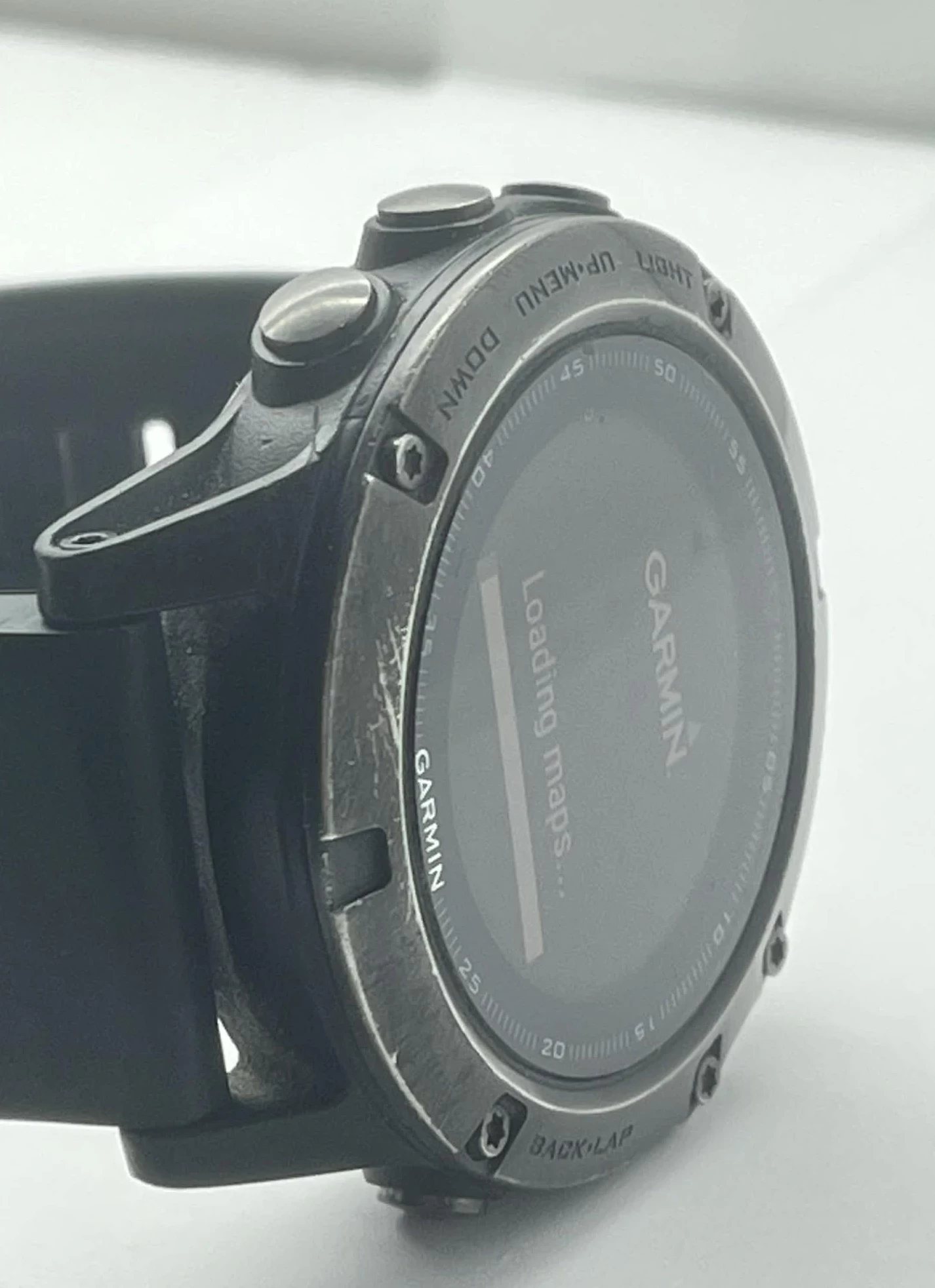 smartwatch-garmin-fenix-5x-100-m-stan-11323-2