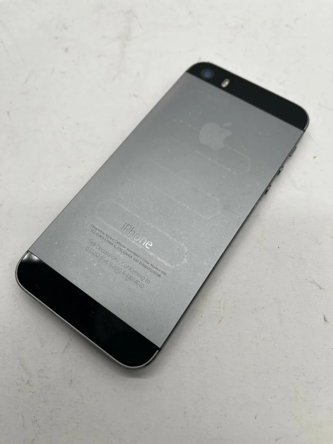 telefon-apple-iphone-5s-16gb-ean-gtin-0885909926695