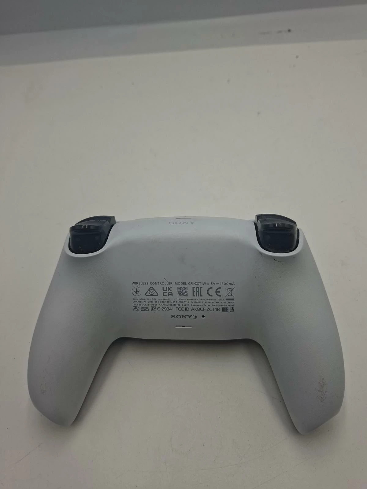 pad-sony-playstation-5-bialy-stan-11323-2