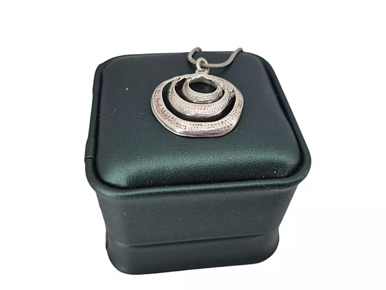 srebrny-lancuszek-z-wisiorkiem-p925-740g-splot-2208-4