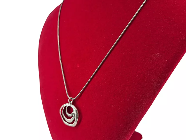 srebrny-lancuszek-z-wisiorkiem-p925-740g-stan-11323-238058