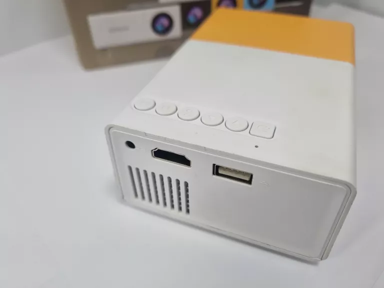 projektor-led-pvo-yg300pro-bialy-stan-11323-2