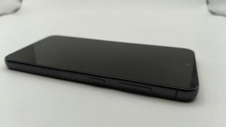 smartfon-samsung-galaxy-s23-5g-8256gb-stan-11323-2