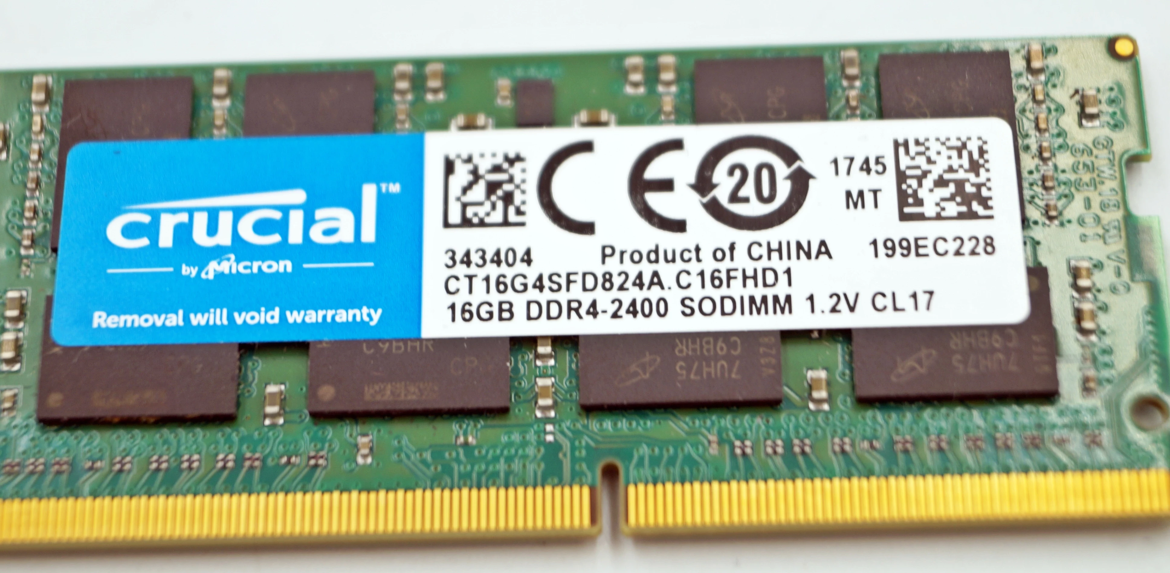 pamiec-ddr4-micron-crucial-ct16g4sfd824a-16gb-2400-mhz-do-laptopa-ean-gtin-4005176089046