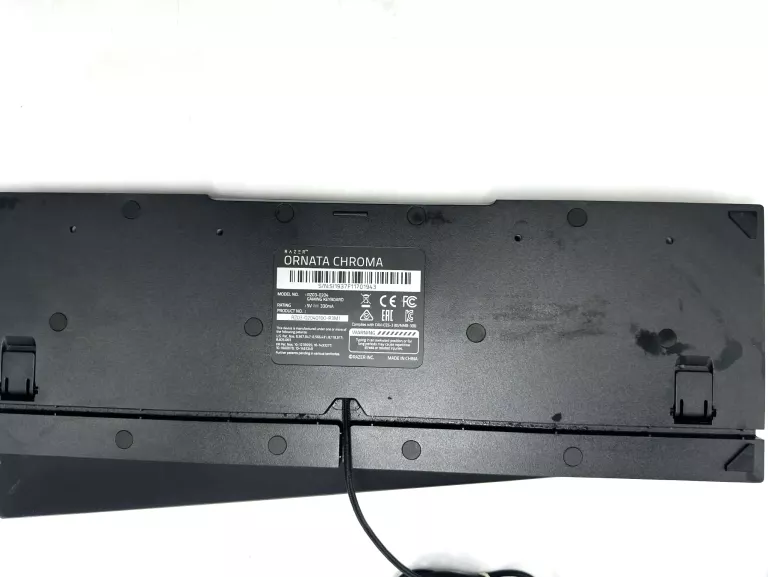 klawiatura-razer-ornata-chroma-rz03-0204-ean-gtin-8886419343325