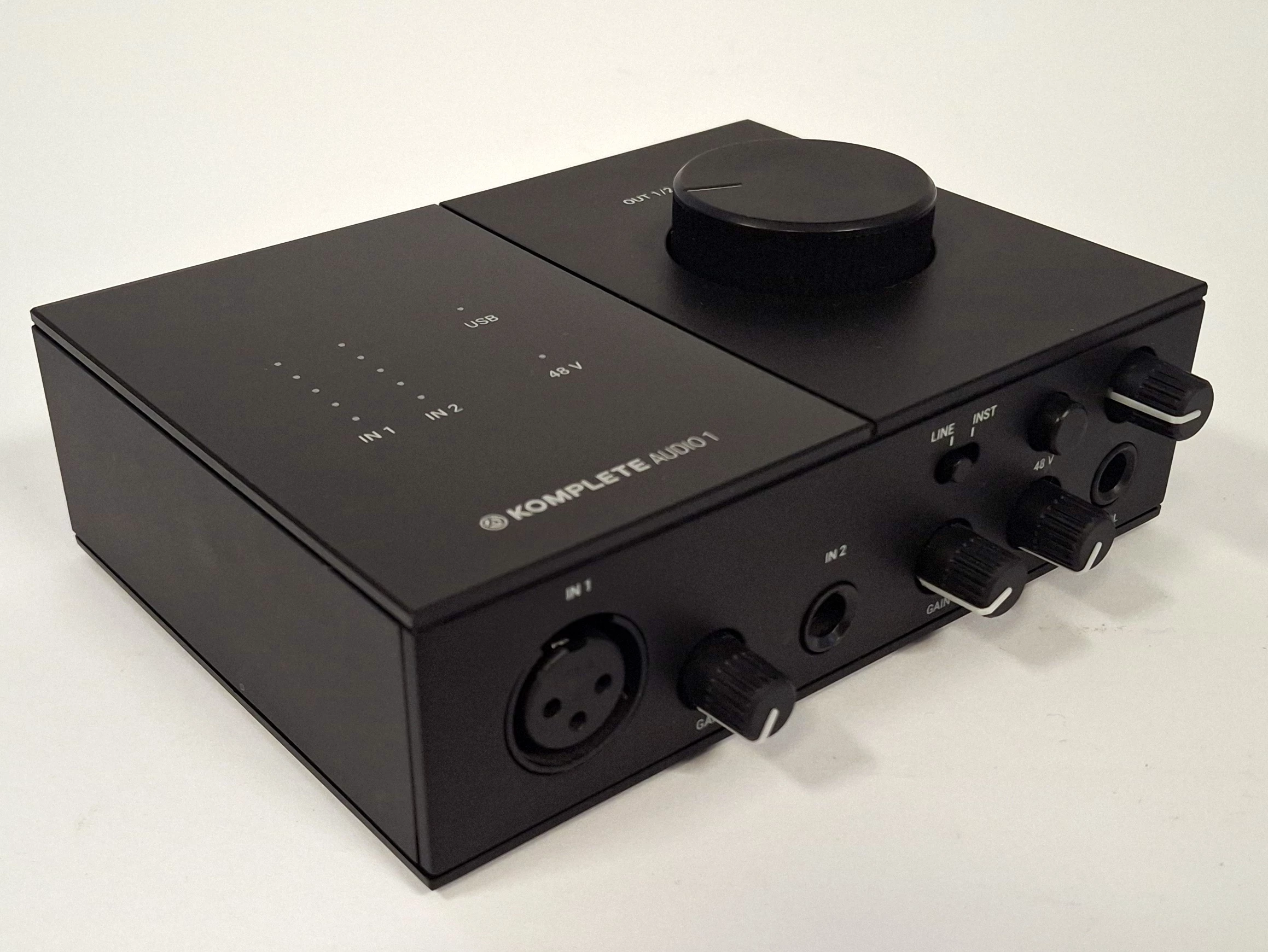 interfejs-native-instruments-komplete-audio-1-ean-gtin-4042477261429