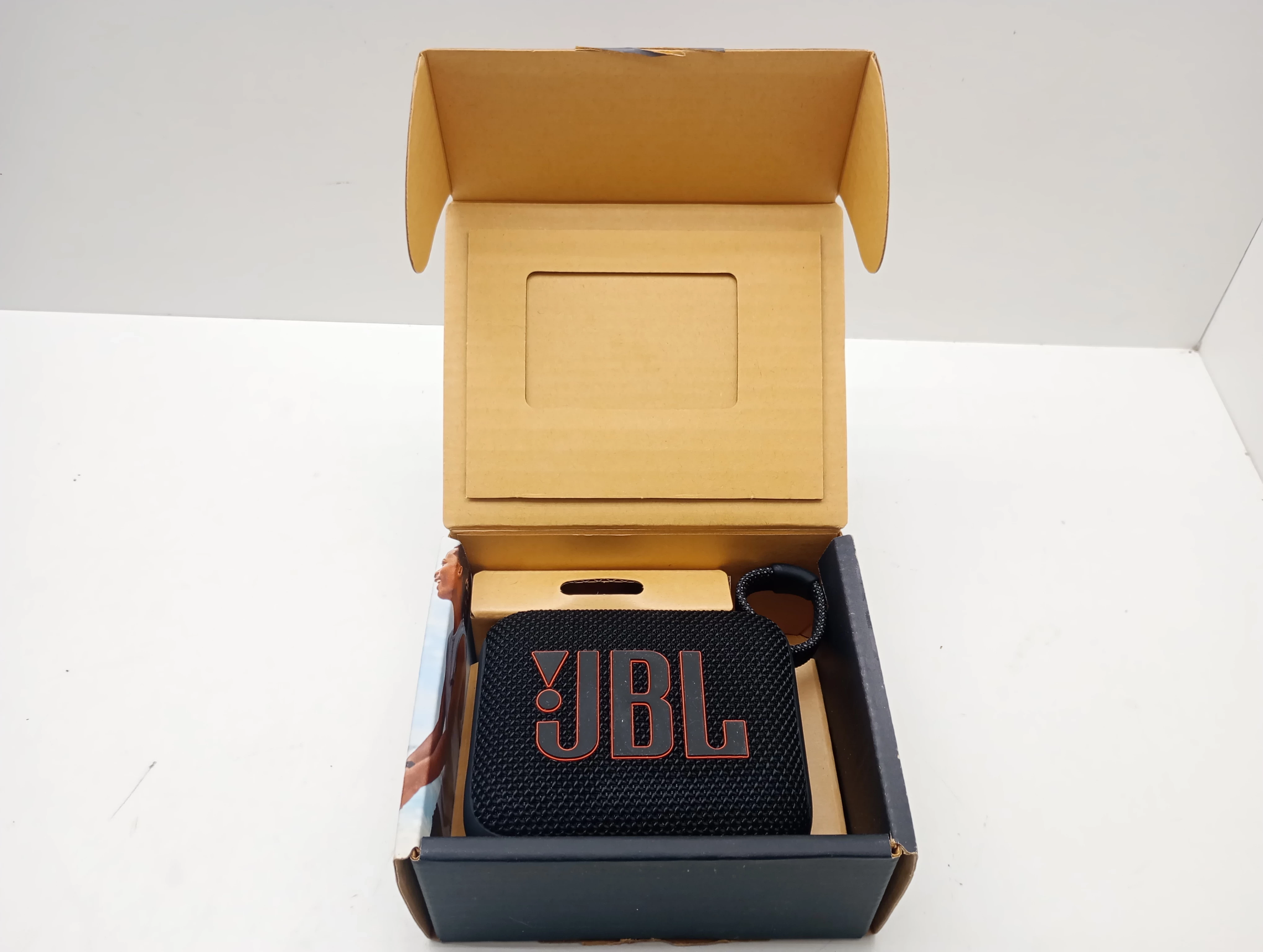 glosnik-przenosny-jbl-go-4-czarny-42-w-stan-11323-2