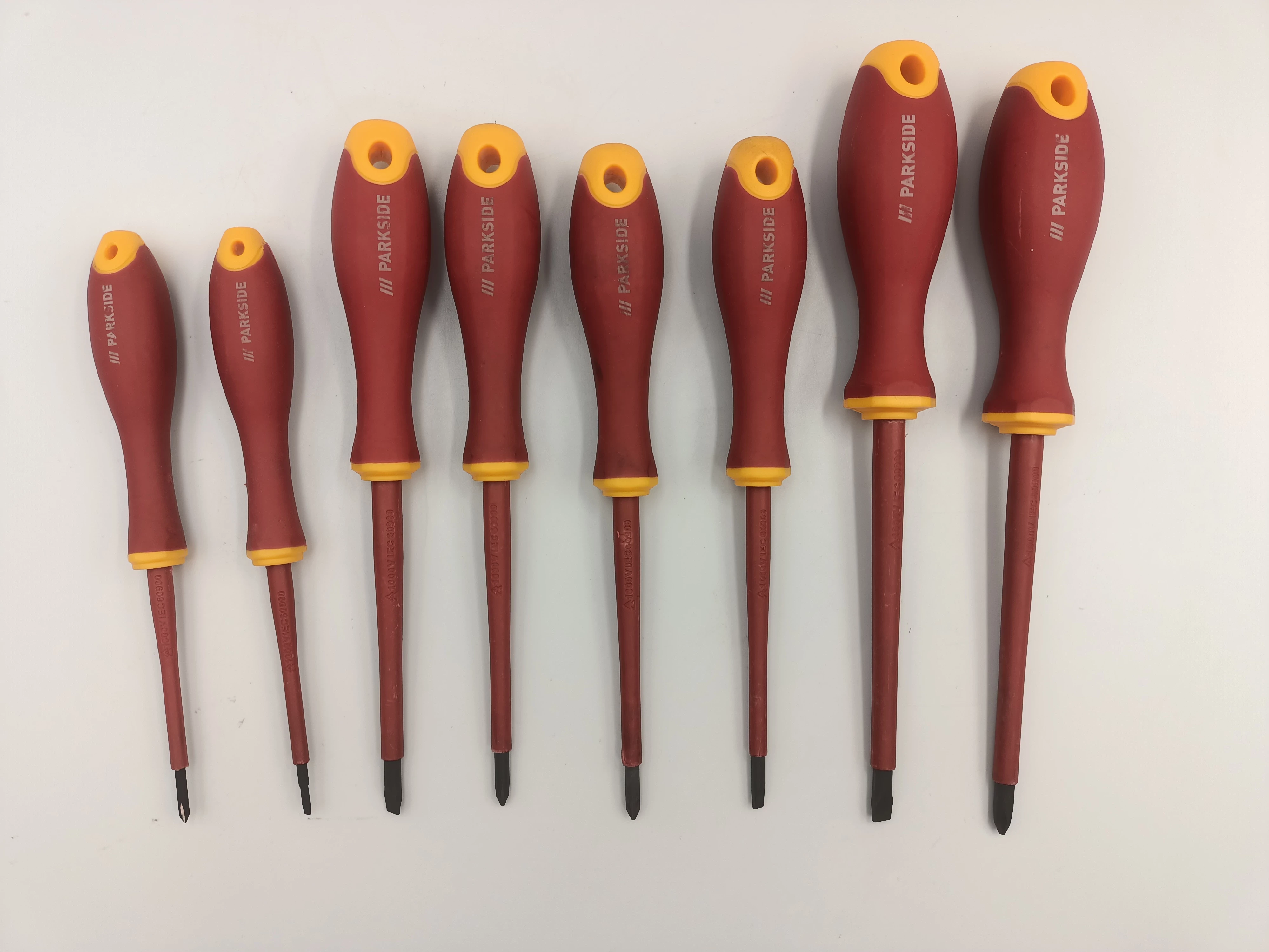 srubokrety-parkside-8-szt-niepodleglosci-26-czechowice-milz-2