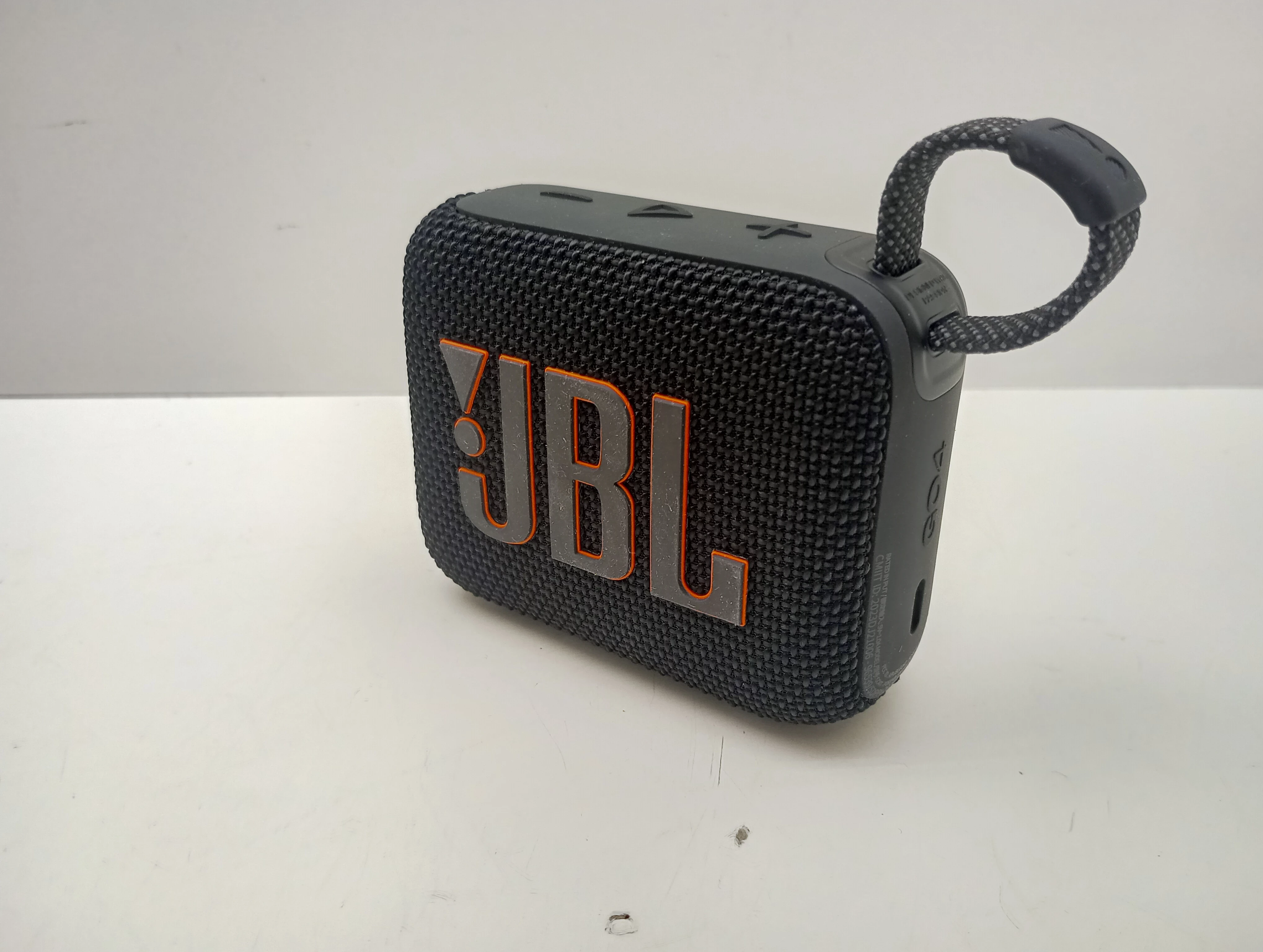 glosnik-przenosny-jbl-go-4-czarny-42-w-moc-420