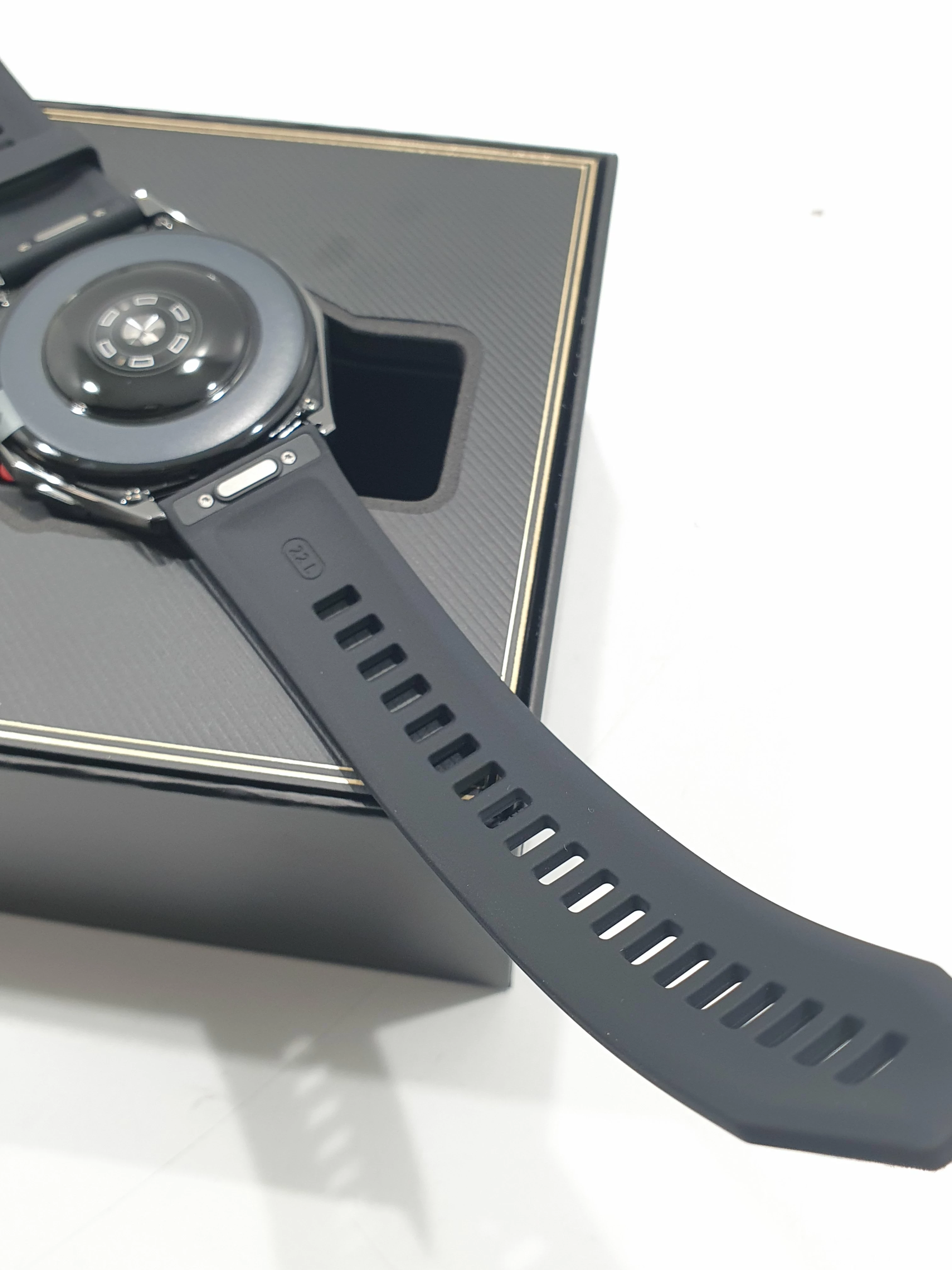 smartwatch-huawei-watch-gt-6-active-46mm-czarny-szerokosc-koperty-4600