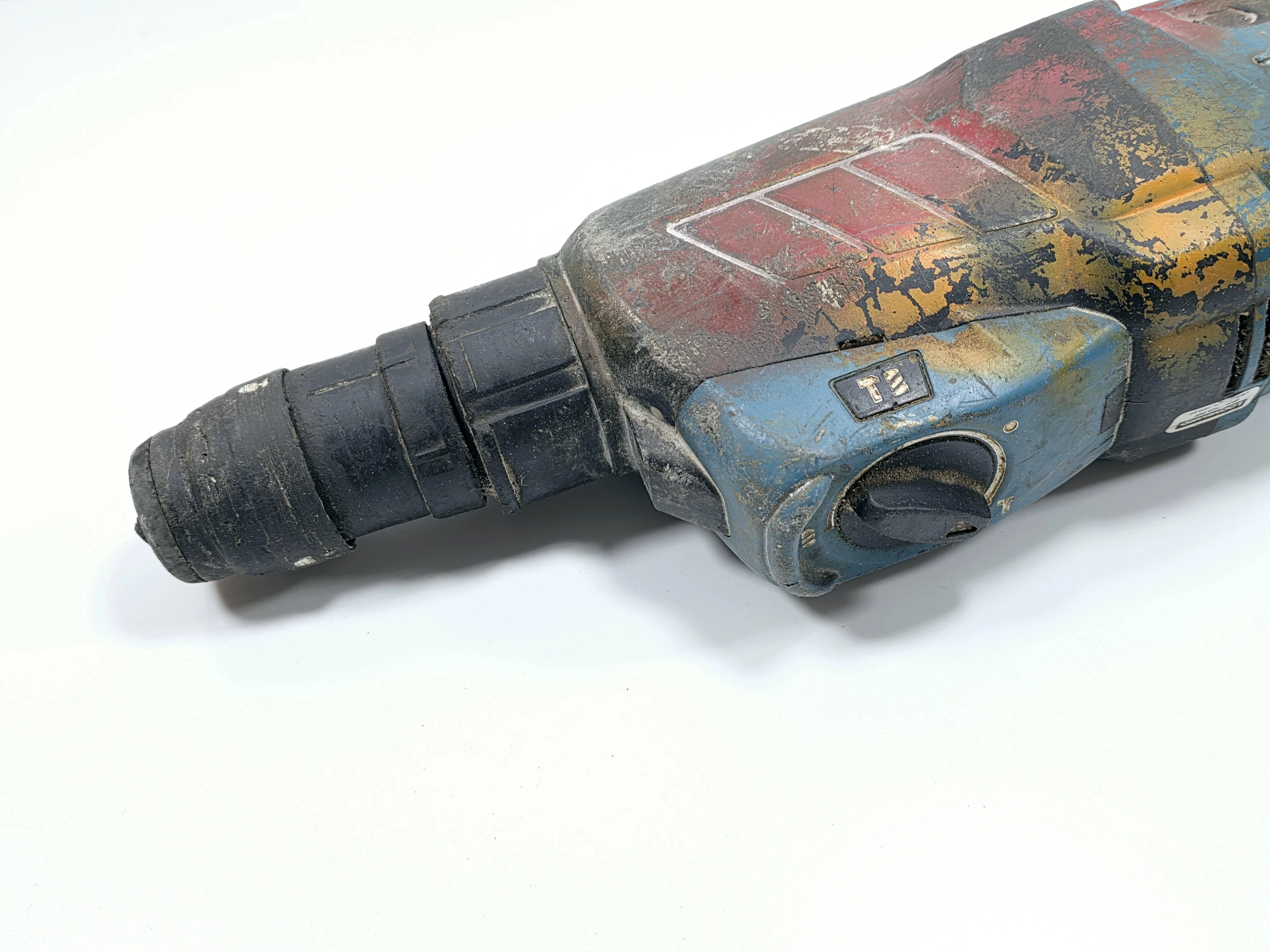 mlotowiertarka-makita-hr2630-ean-gtin-088381687300