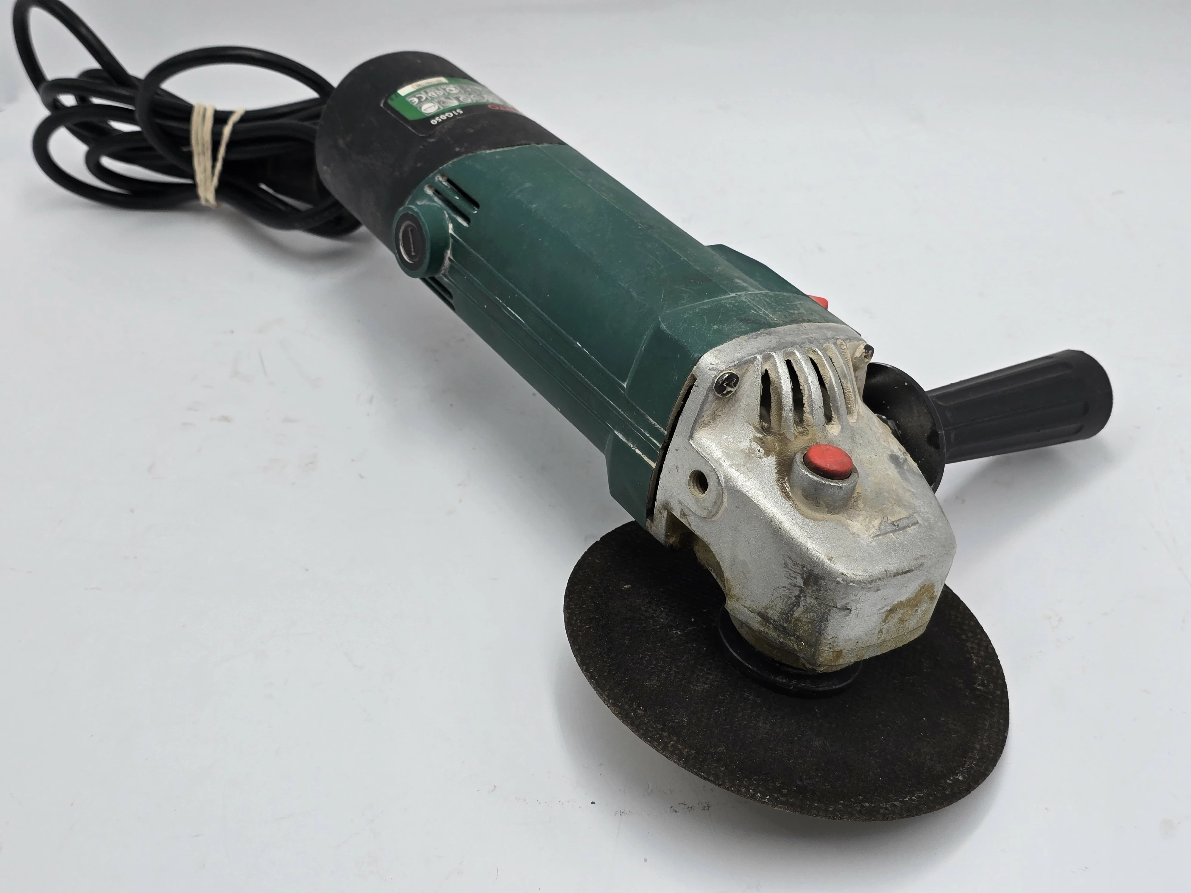 szlifierka-katowa-verto-51g050-500w-ean-gtin-5902062013576