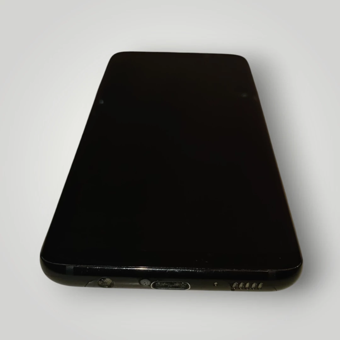 telefon-samsung-galaxy-s8-system-operacyjny-4388-1