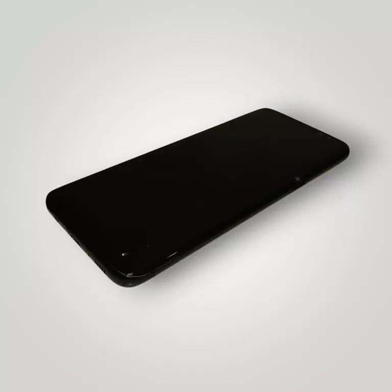 telefon-samsung-galaxy-s8-wbudowana-pamiec-202869-214193