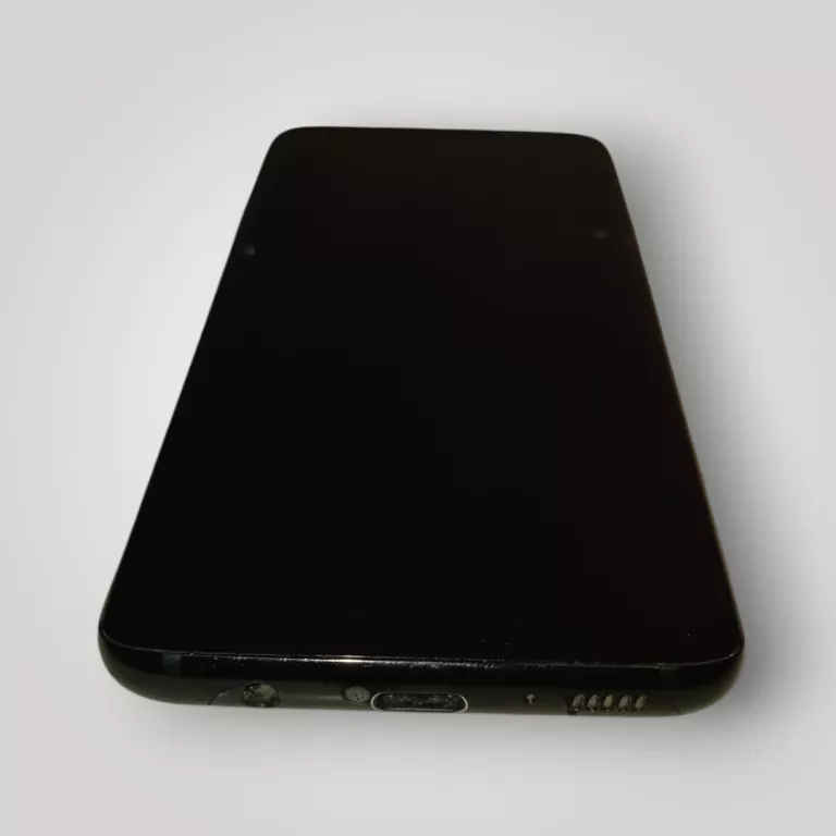 telefon-samsung-galaxy-s8-system-operacyjny-4388-1