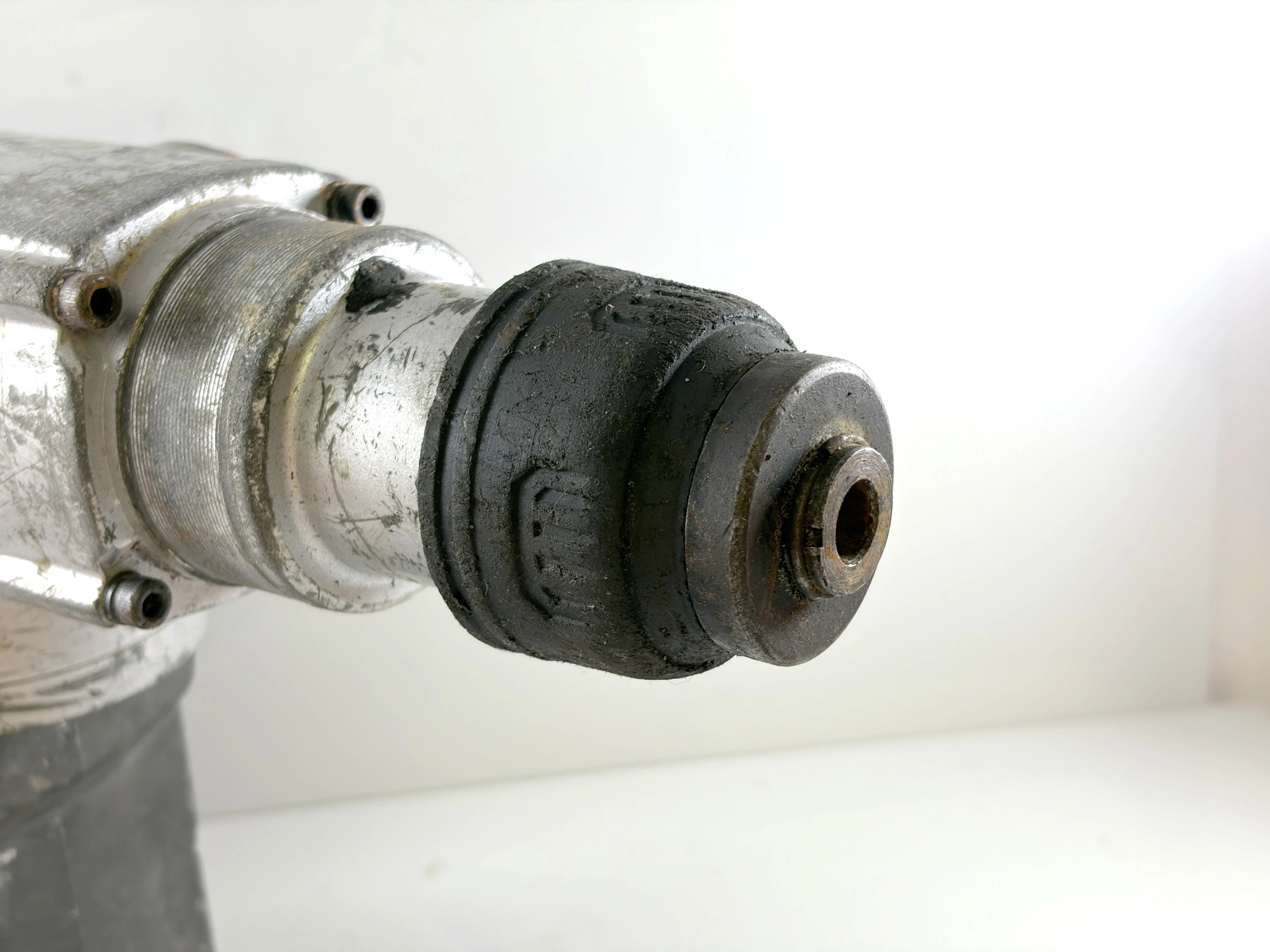 mlotowiertarka-erbauer-erh1500-1500w-maksymalna-moc-150000