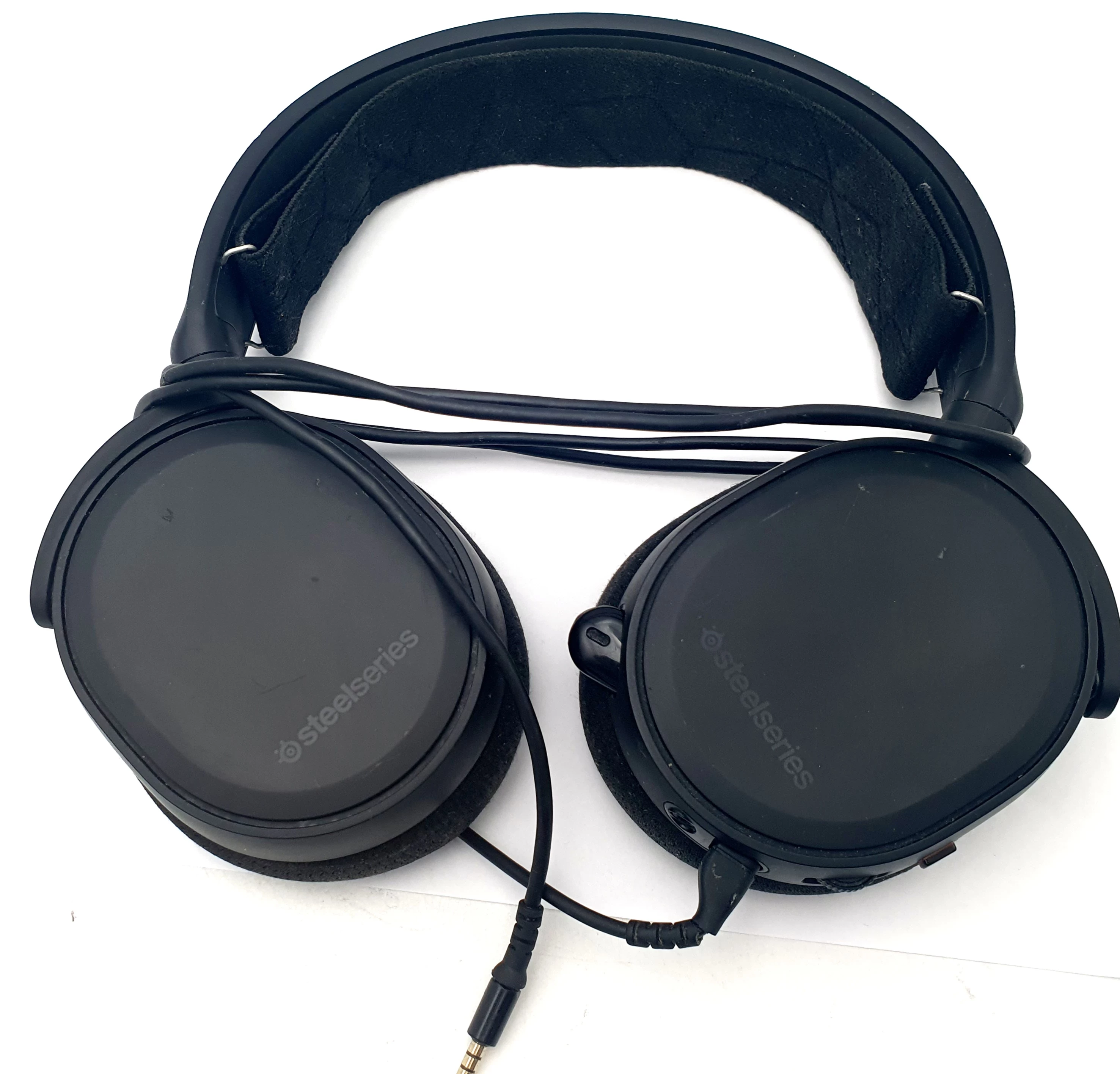 sluchawki-przewodowe-steelseries-arctis-3-czarne-dzialynskiego-1-swarzedz