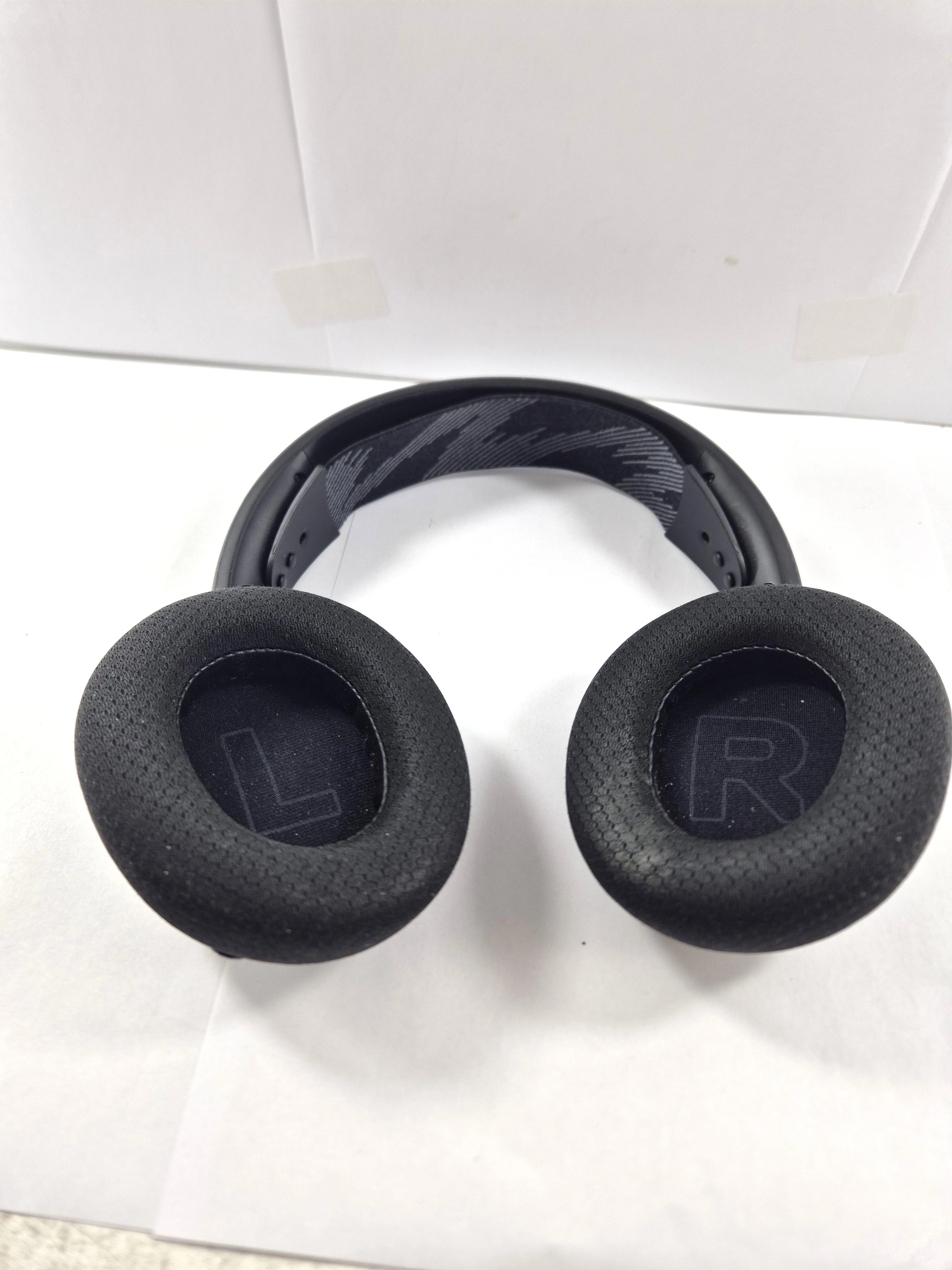 sluchawki-steelseries-arctis-nova-1-czarne-kod-producenta-61606