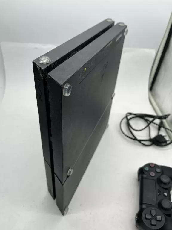 konsola-ps4-fat-cuh-1216b-pad-stan-11323-2