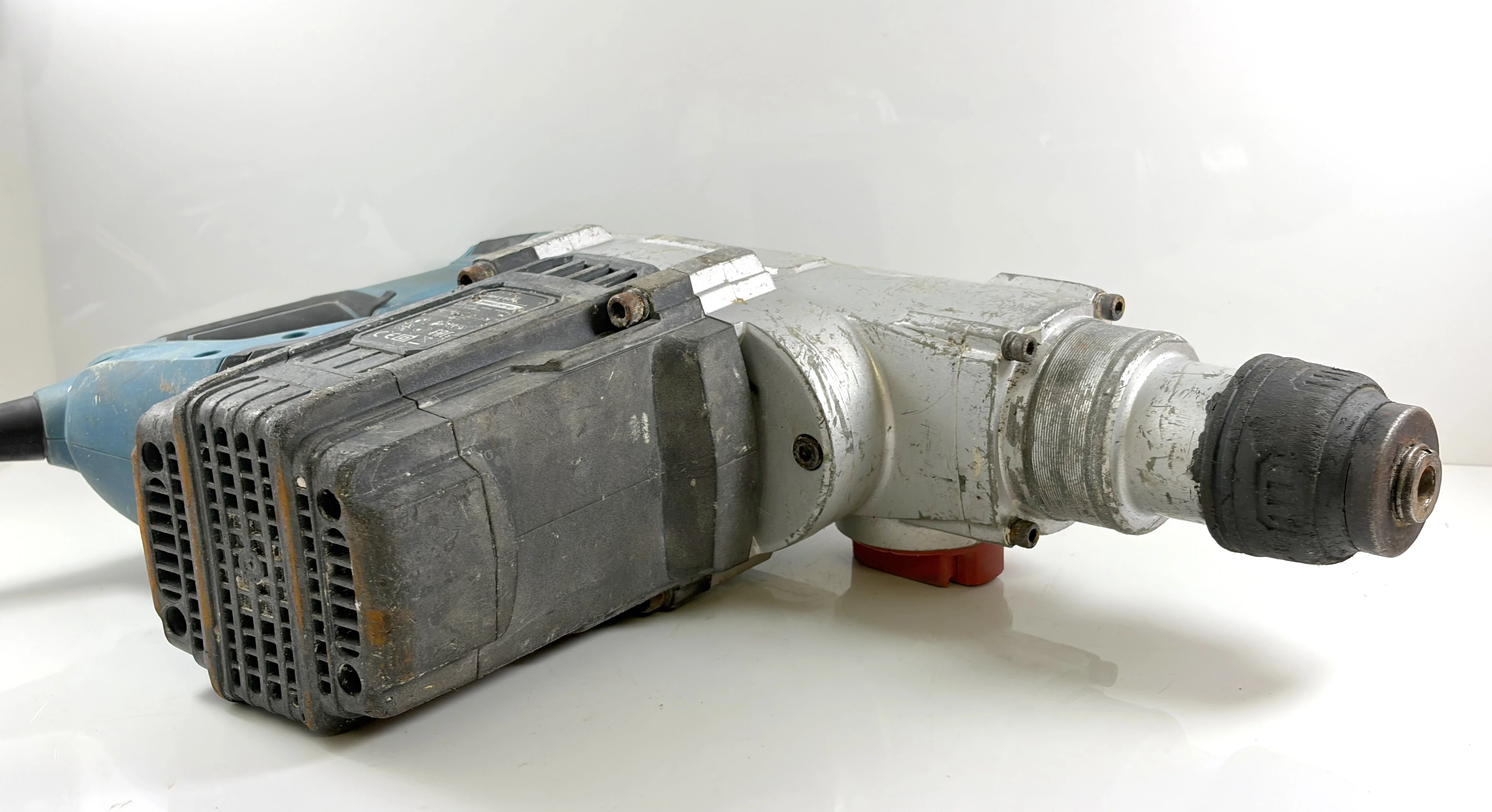 mlotowiertarka-erbauer-erh1500-1500w-energia-udaru-500