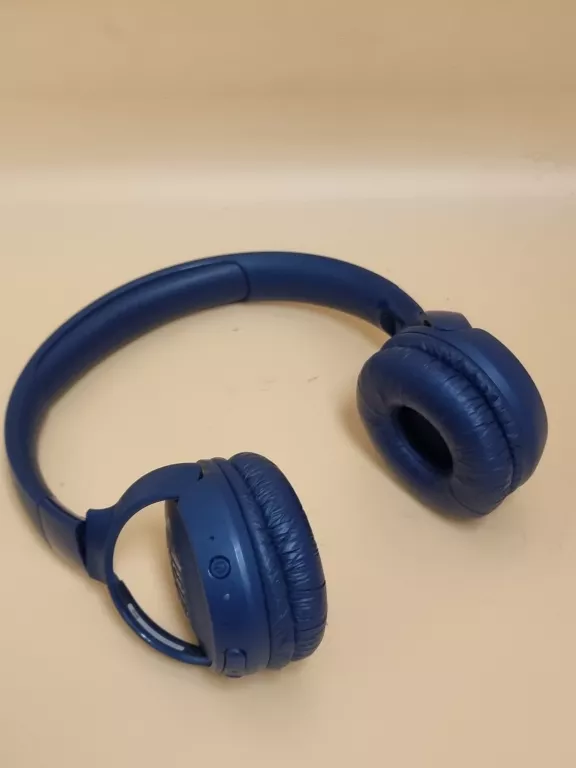 sluchawki-jbl-520bt-kolor-dominujacy-129357-5