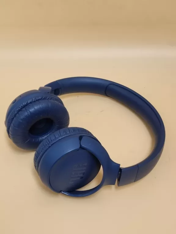 sluchawki-jbl-520bt-rodzaj-sluchawek-203681-217745