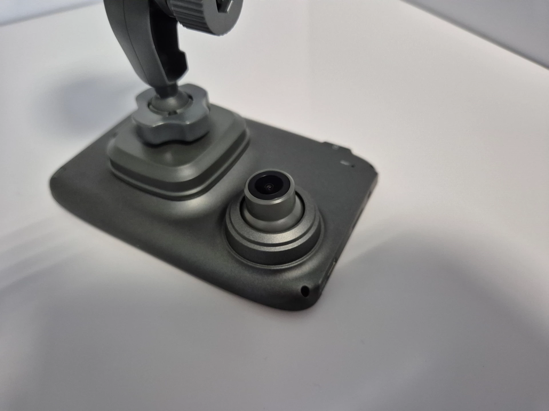 nawigacja-navitel-re-5-dual-z-wideorejestratorem-gps-europa-2022-model-re-5-dual