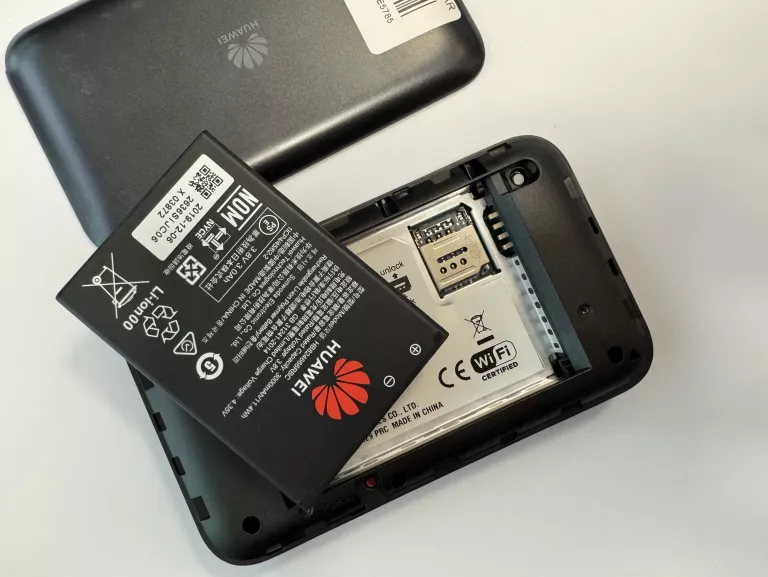 router-huawei-e5785-lte-stan-11323-2