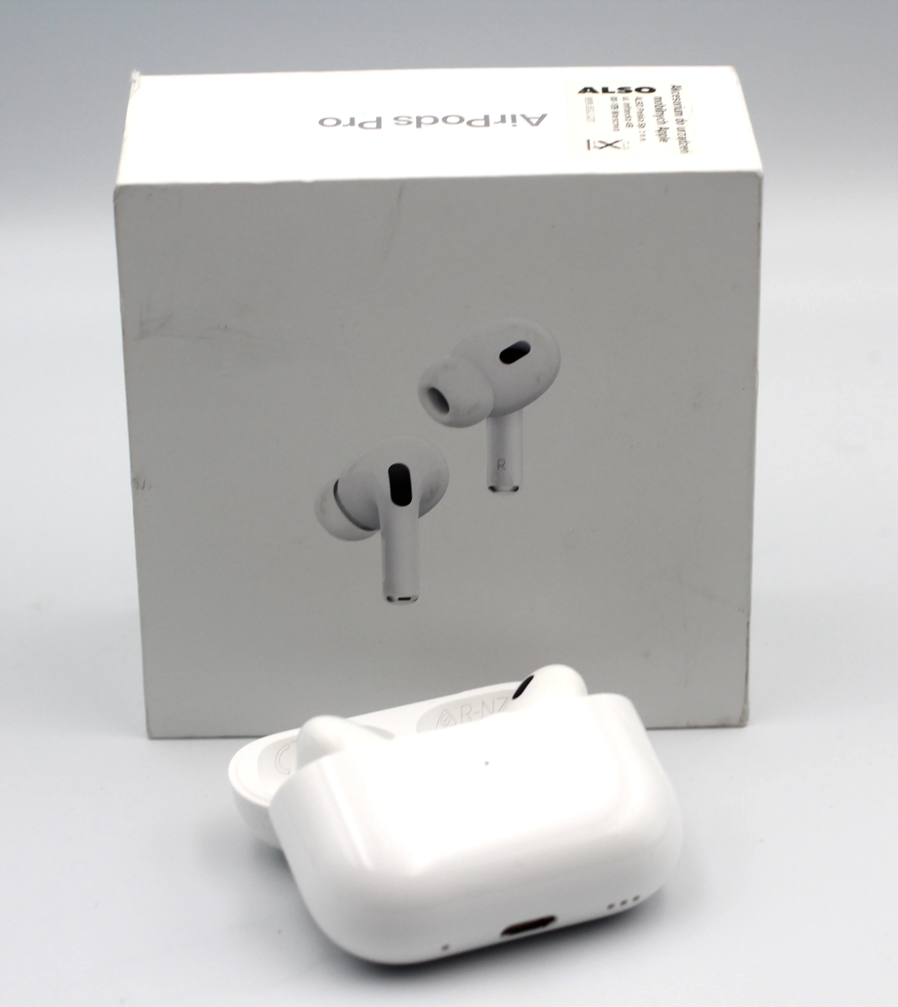 sluchawki-apple-airpods-pro-2gen-komisji-edukacji-narodowej-63-warszawa