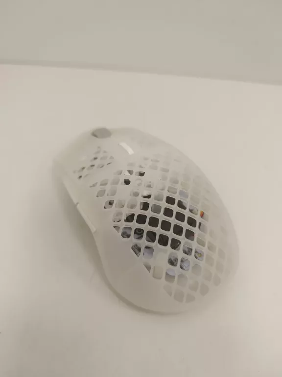 myszka-steelseries-aerox-3-snow-wireless-model-aerox-3-wireless