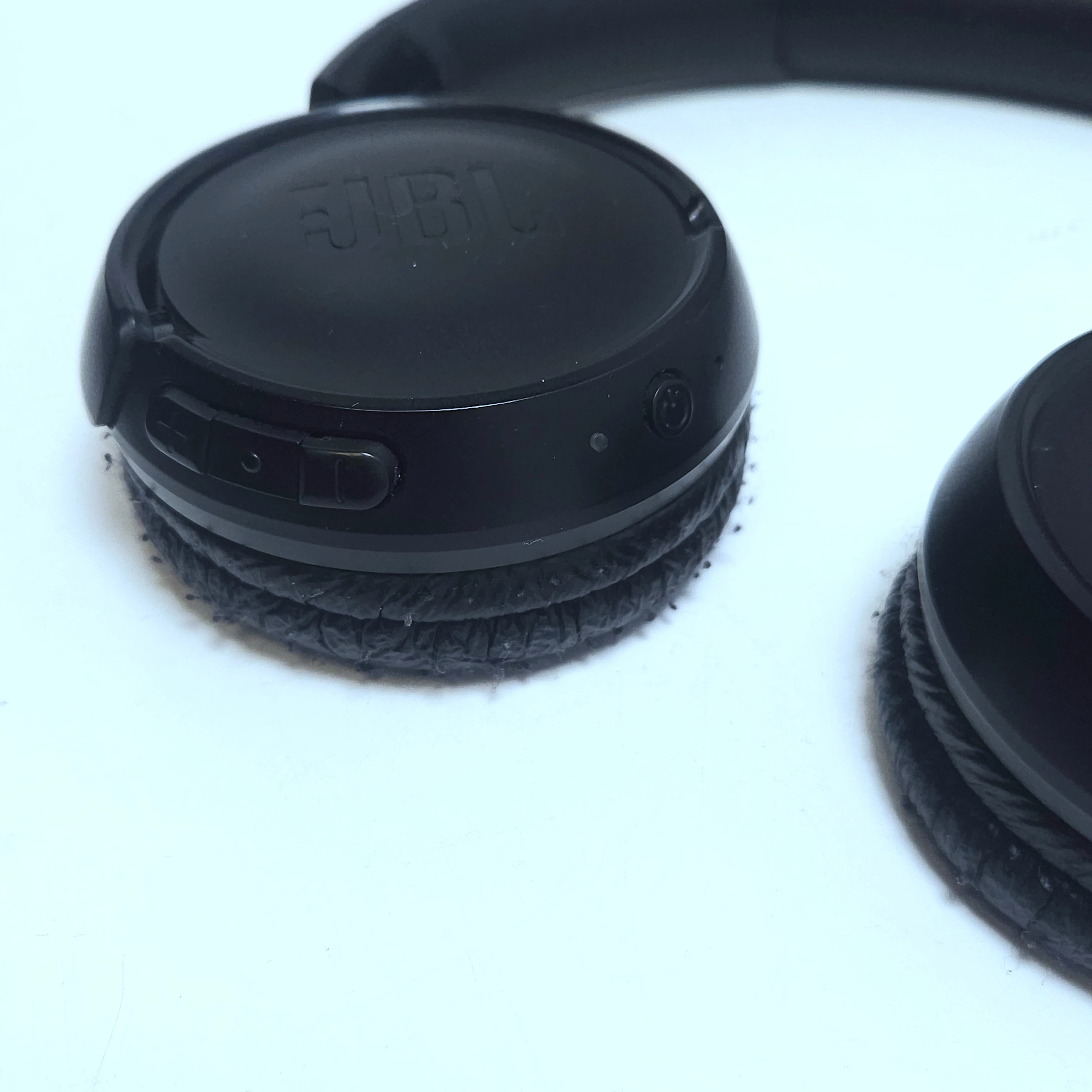 sluchawki-jbl-tune-525bt-rodzaj-sluchawek-203681-217745