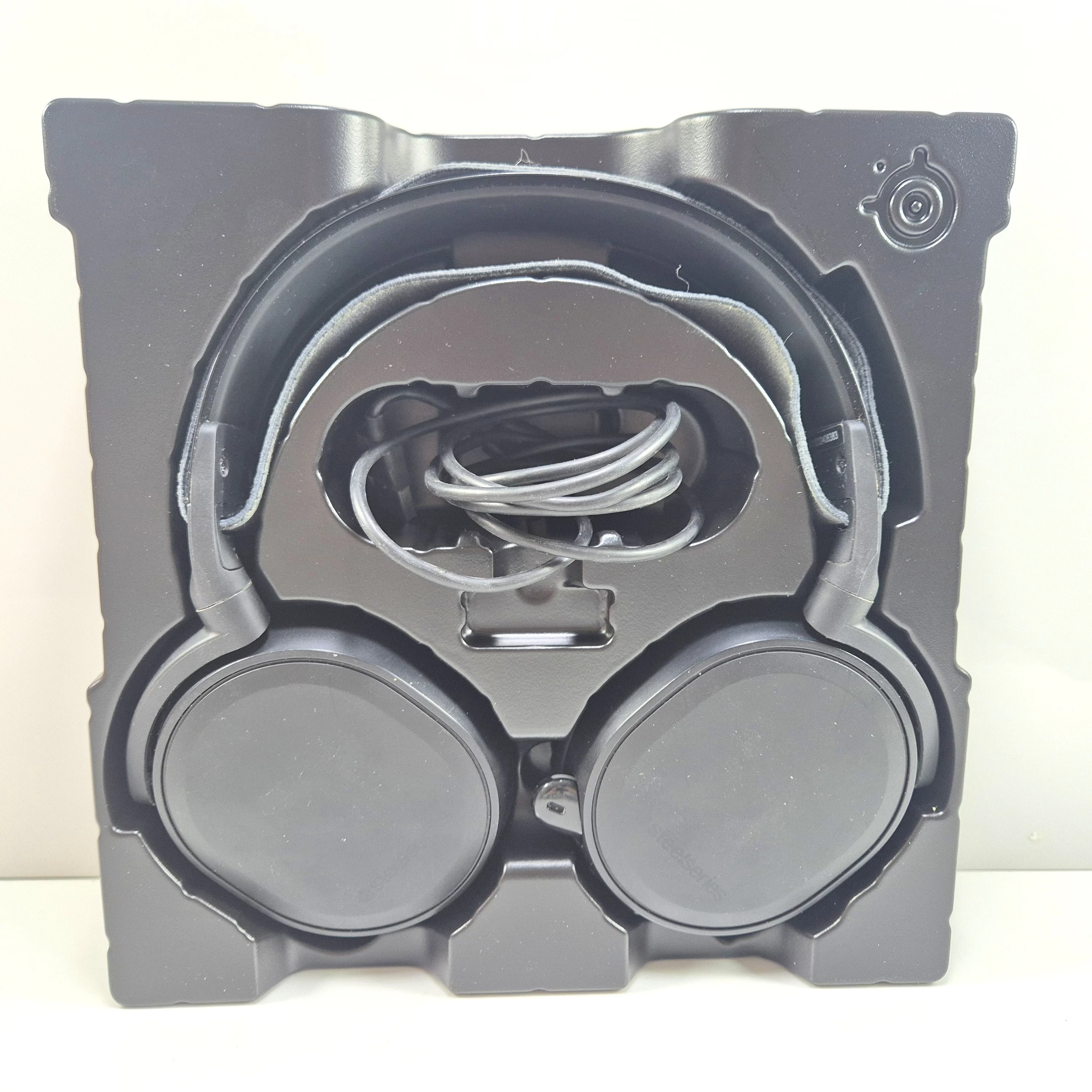 sluchawki-steelseries-arctis-7-kolor-249512-1647413