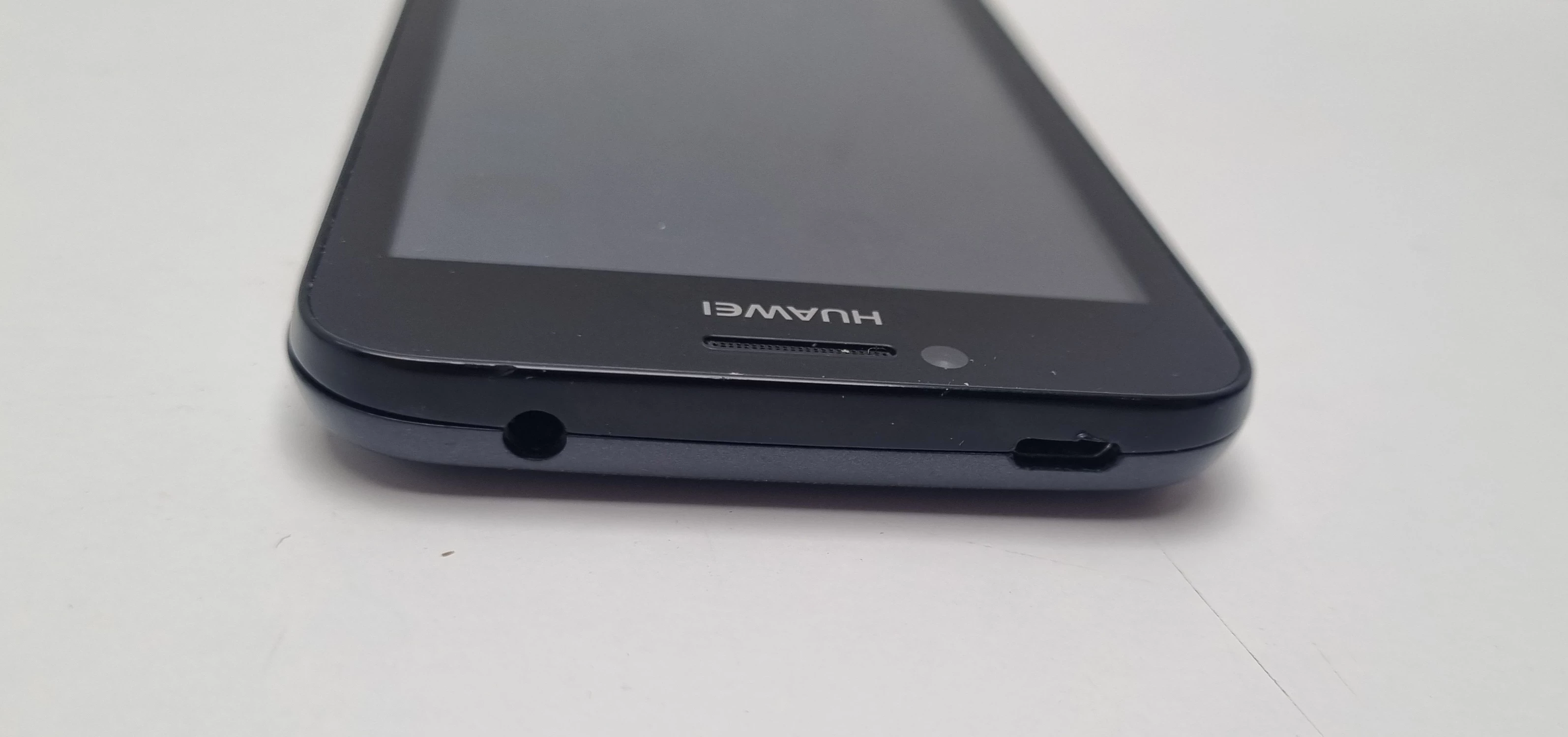 telefon-huawei-y560-l01-przekatna-ekranu-450