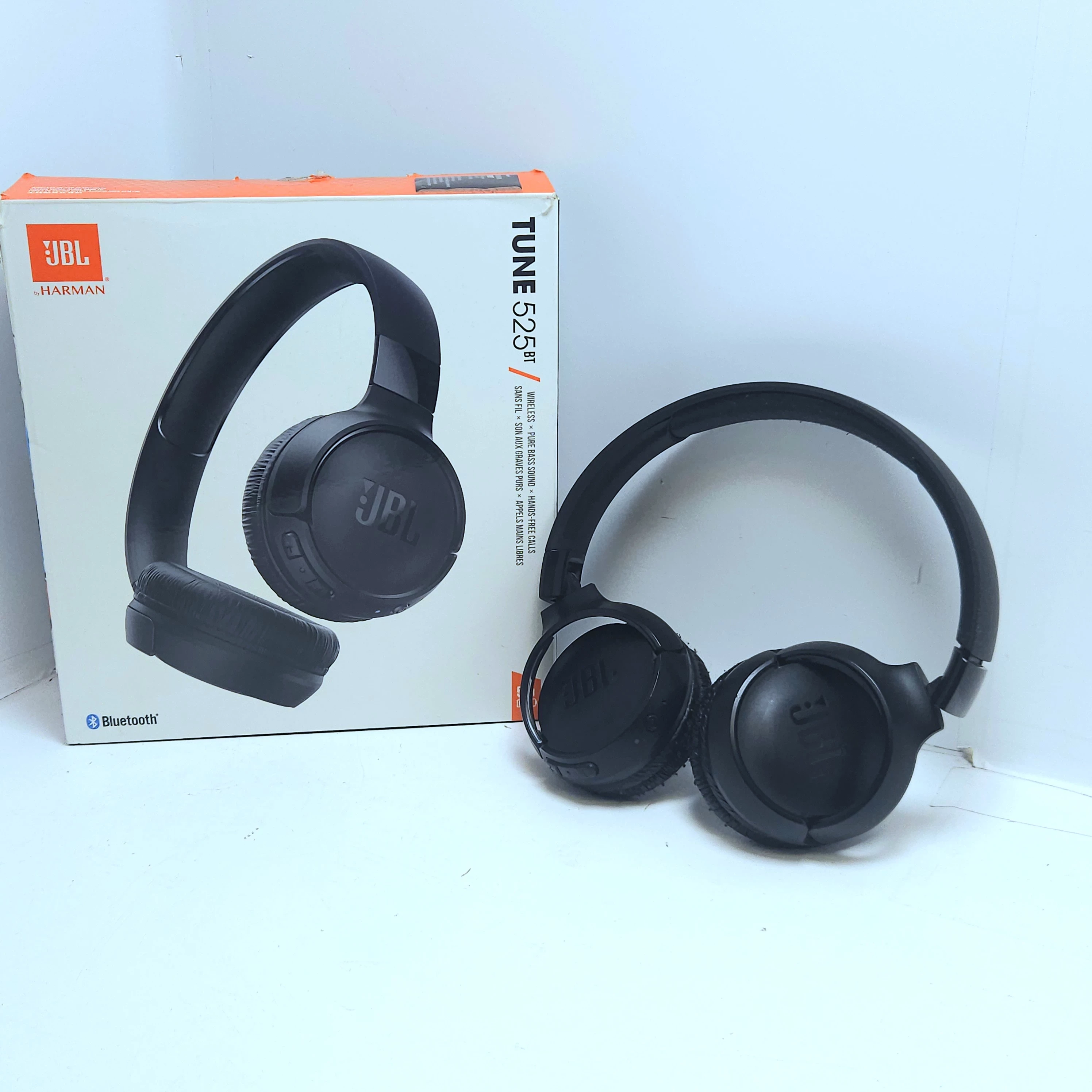 sluchawki-jbl-tune-525bt-staromiejska-6-jawor