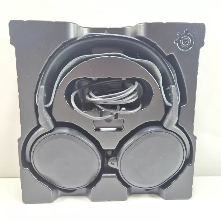 sluchawki-steelseries-arctis-7-kolor-249512-1647413