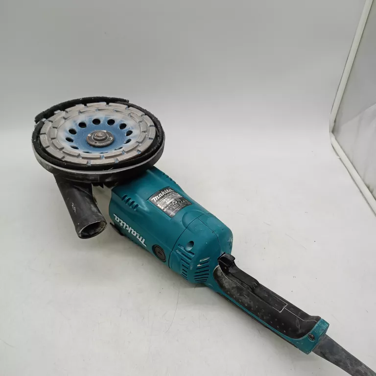 szlifierka-duza-makita-ga9020-walizka-akcesoria-rodzaj-250123-1798302