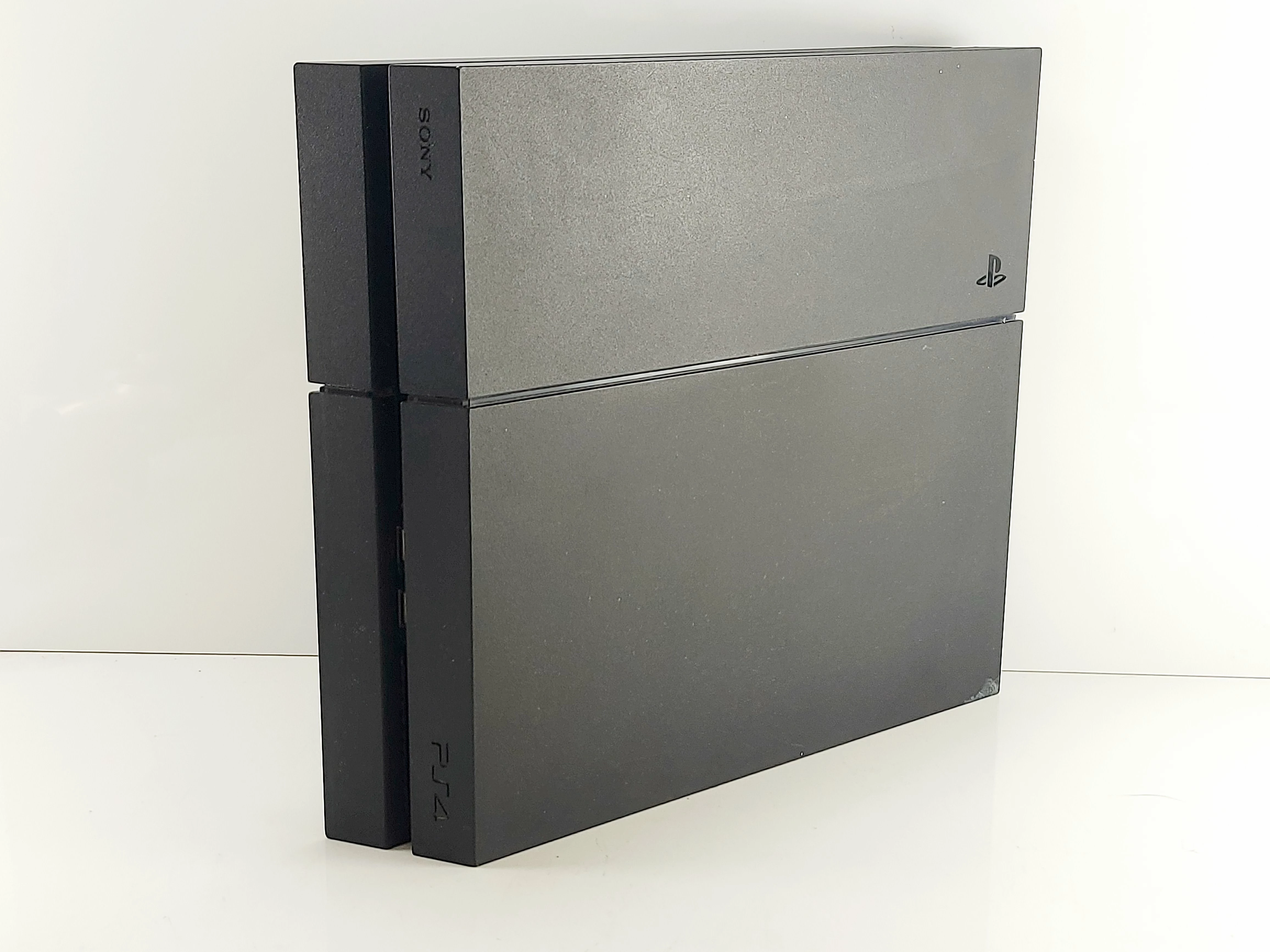 konsola-playstation-4-500gb-cuh-1216b-2-pady-okablowanie-ean-gtin-4260122883837