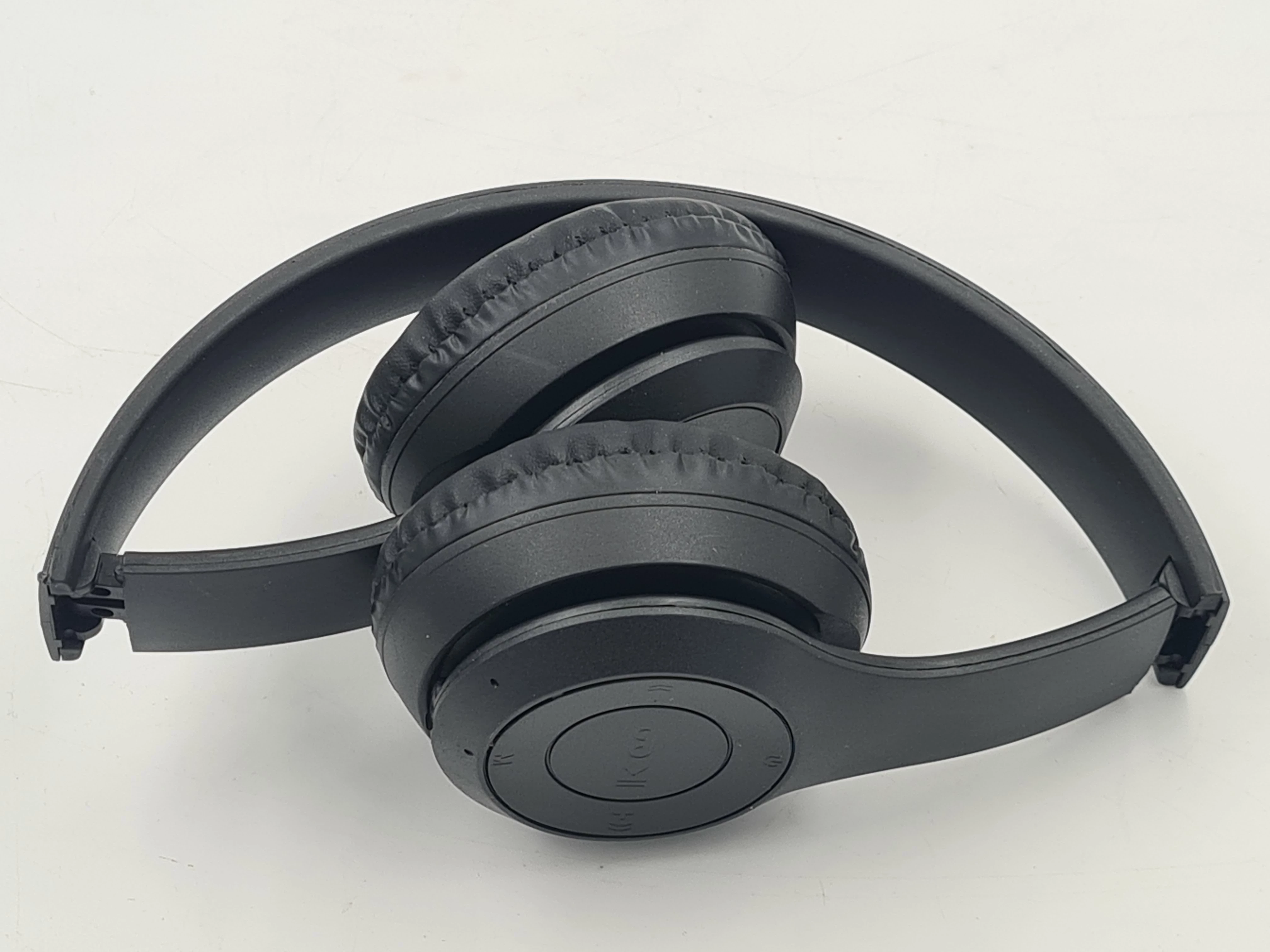 sluchawki-wireless-na-karte-radio-stan-11323-2