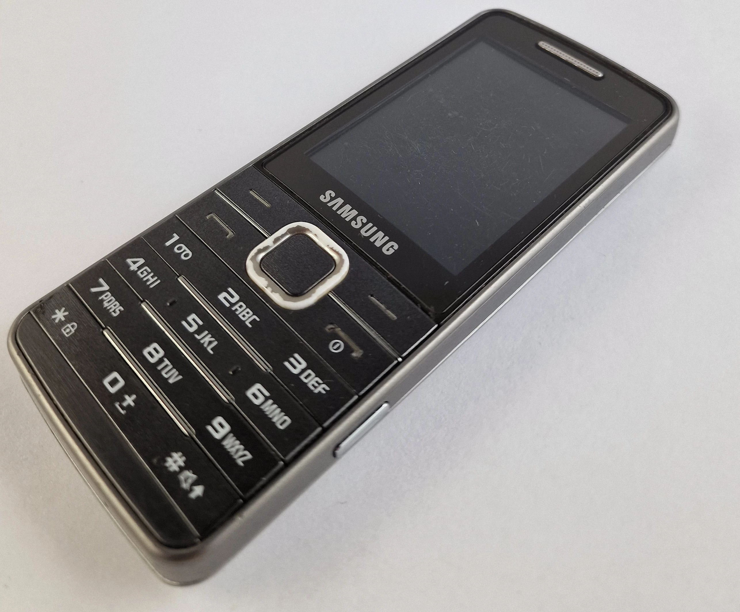 telefon-samsung-gt-s5610-simlock-orange-kod-producenta-gt-s5611msaxeo