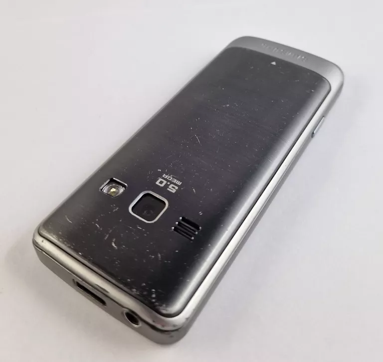 telefon-samsung-gt-s5610-simlock-orange-przekatna-ekranu-240