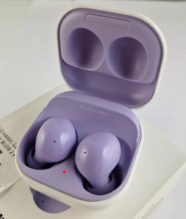 sluchawki-samsung-galaxy-buds-2-prawa-nie-laduje-sie-ean-gtin-6900634795928