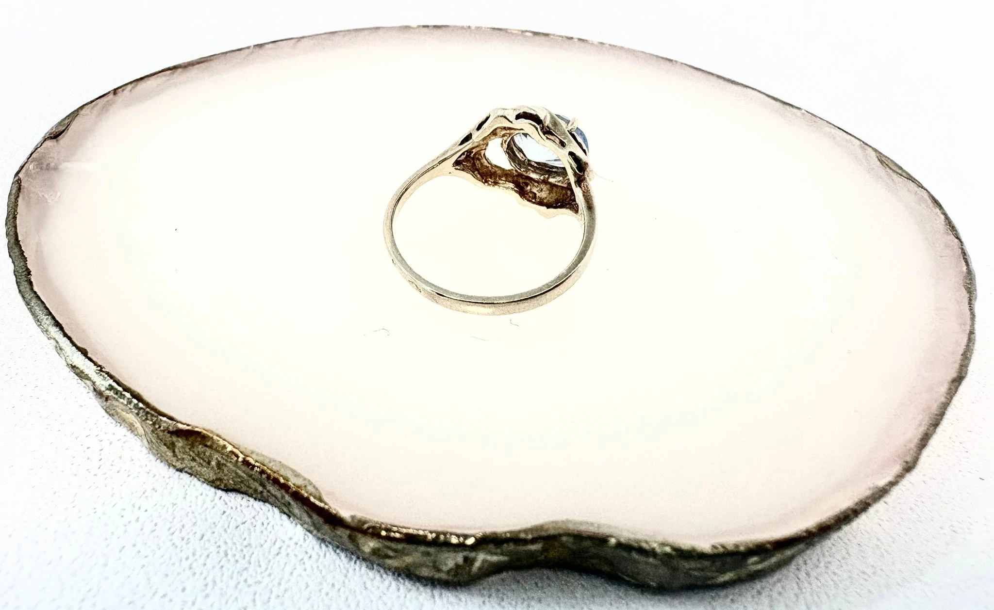 piekny-pierscionek-z-niebieskim-oczkiem-583-321gr-r12-kamien-17088-524288