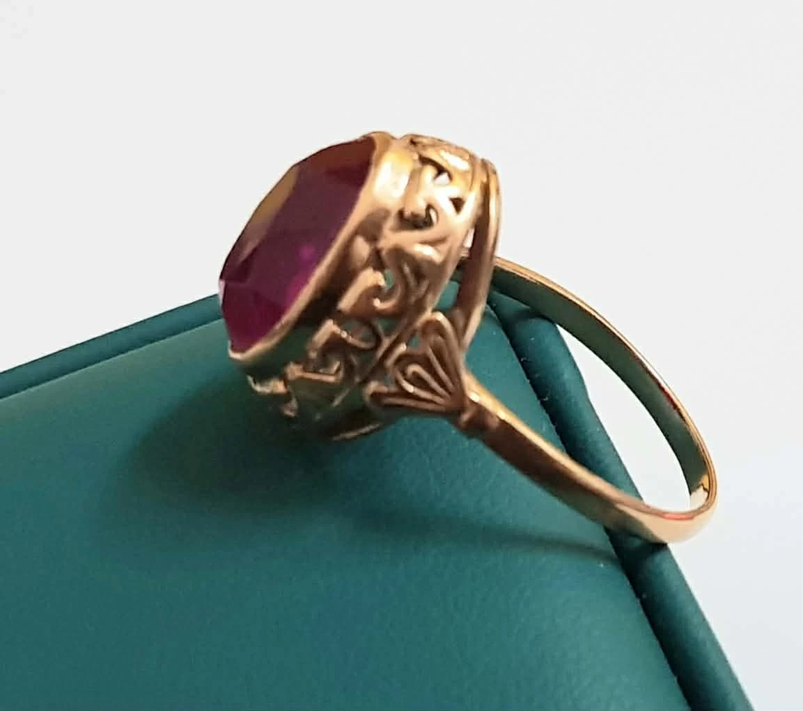 zjawiskowy-zloty-pierscionek-z-malinowym-krysztalem-p585-598g-r21-marka-248811-958954