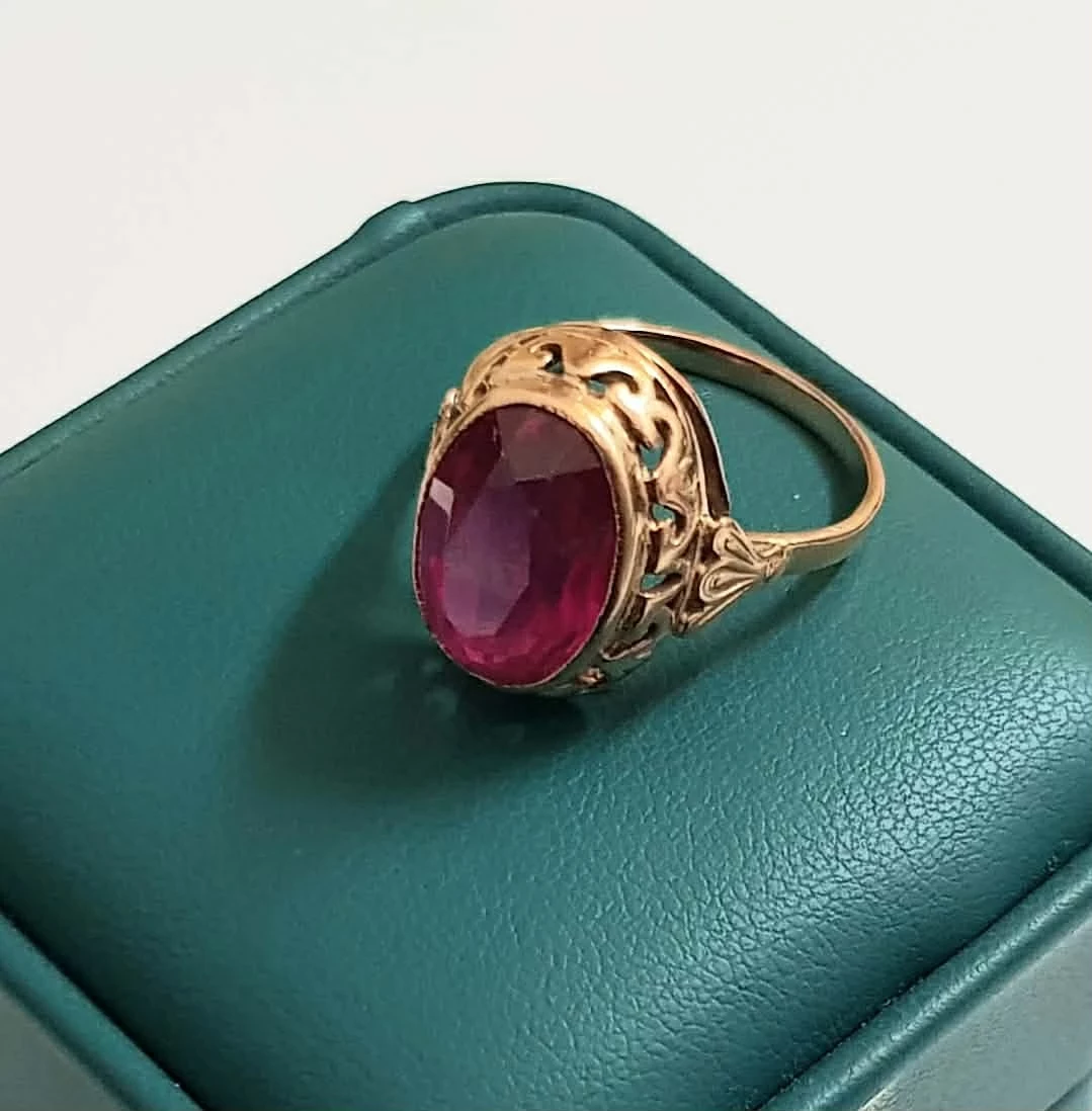 zjawiskowy-zloty-pierscionek-z-malinowym-krysztalem-p585-598g-r21-rodzaj-2205-2