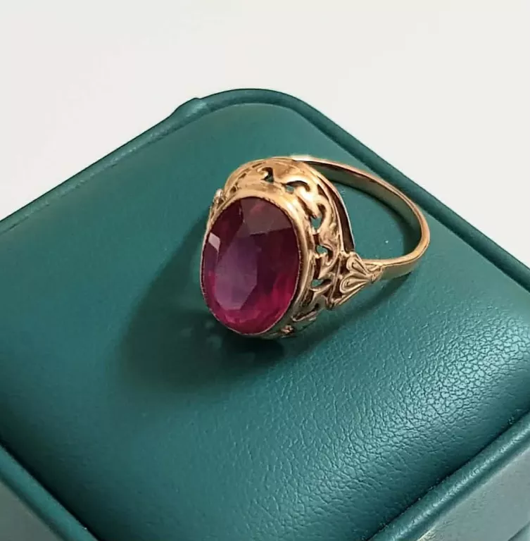 zjawiskowy-zloty-pierscionek-z-malinowym-krysztalem-p585-598g-r21-rodzaj-2205-2