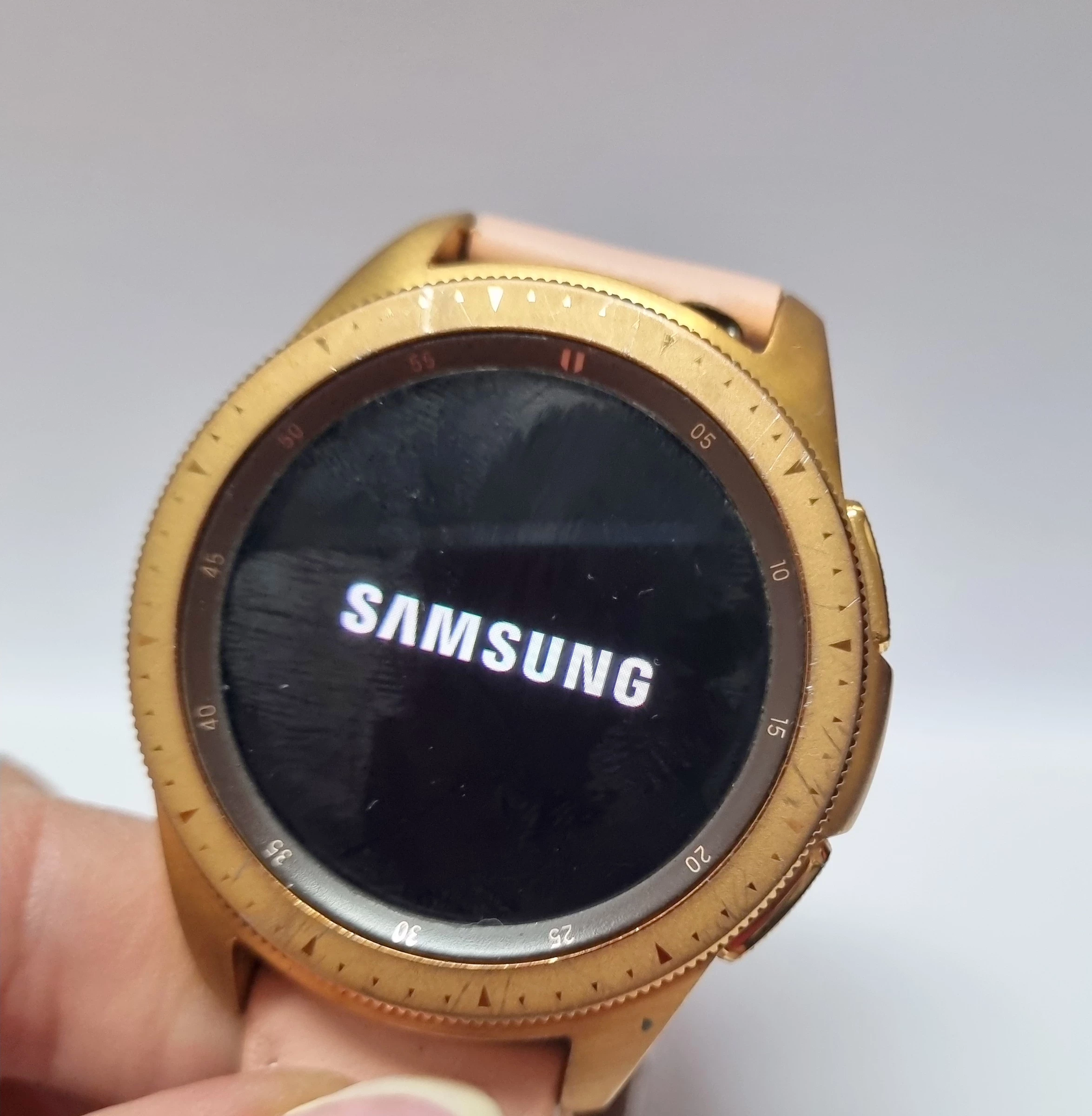 smartwatch-samsung-galaxy-watch-sm-r815f-ean-gtin-8801643398910