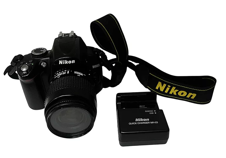 aparat-nikon-d5000-obiektyw-nikon-af-nikkor-35-80mm-14-56-d-rozmiar-matrycy-206882-228774