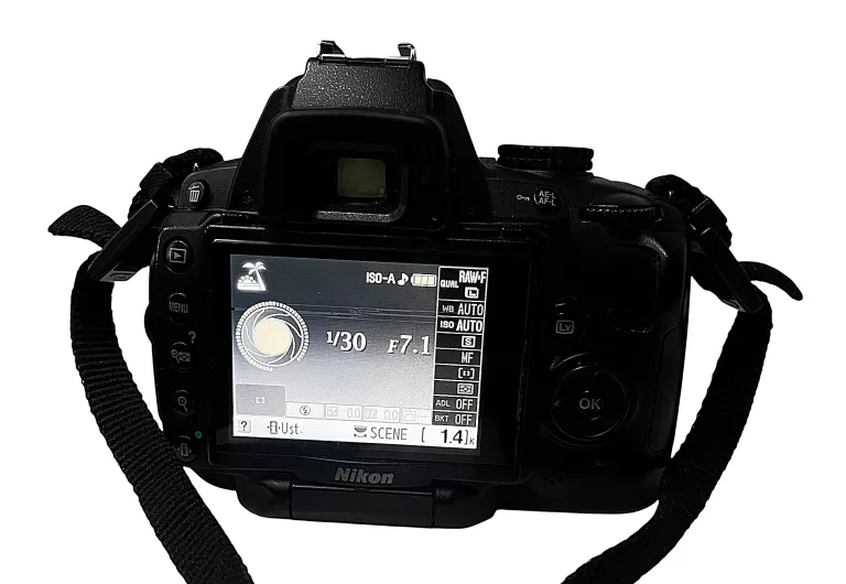 aparat-nikon-d5000-obiektyw-nikon-af-nikkor-35-80mm-14-56-d-rozdzielczosc-1220