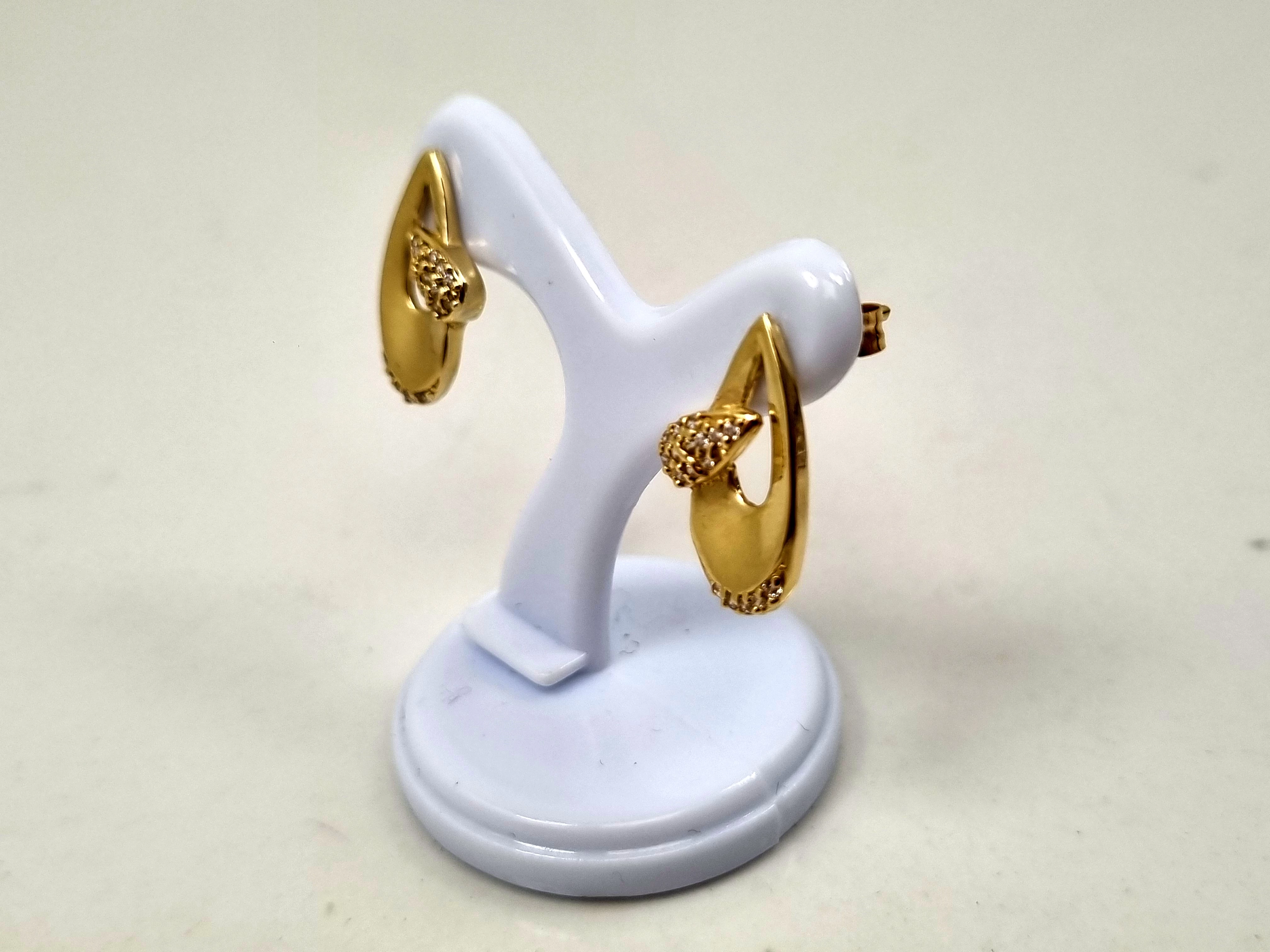 zlote-kolczyki-sztyft-585-262g-ean-gtin-5901050601948