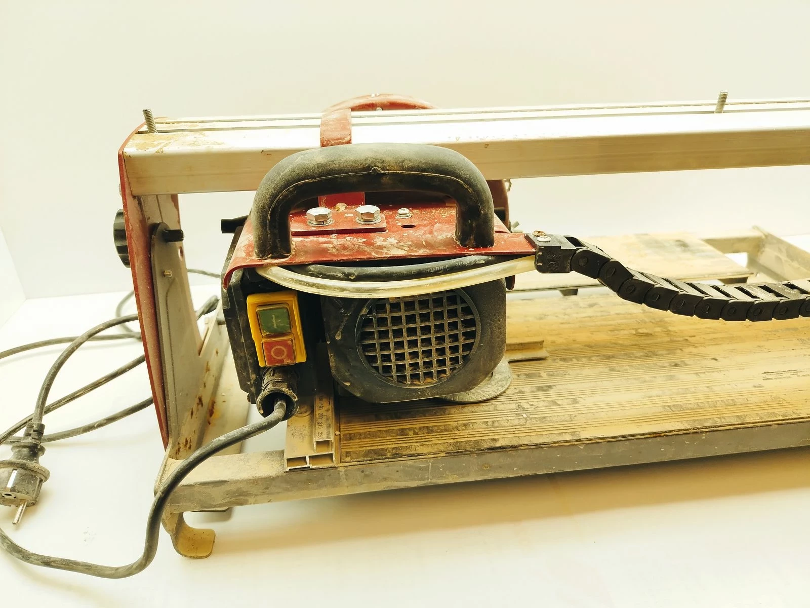 przecinarka-do-plytek-einhell-rt-tc-430-u-moc-600